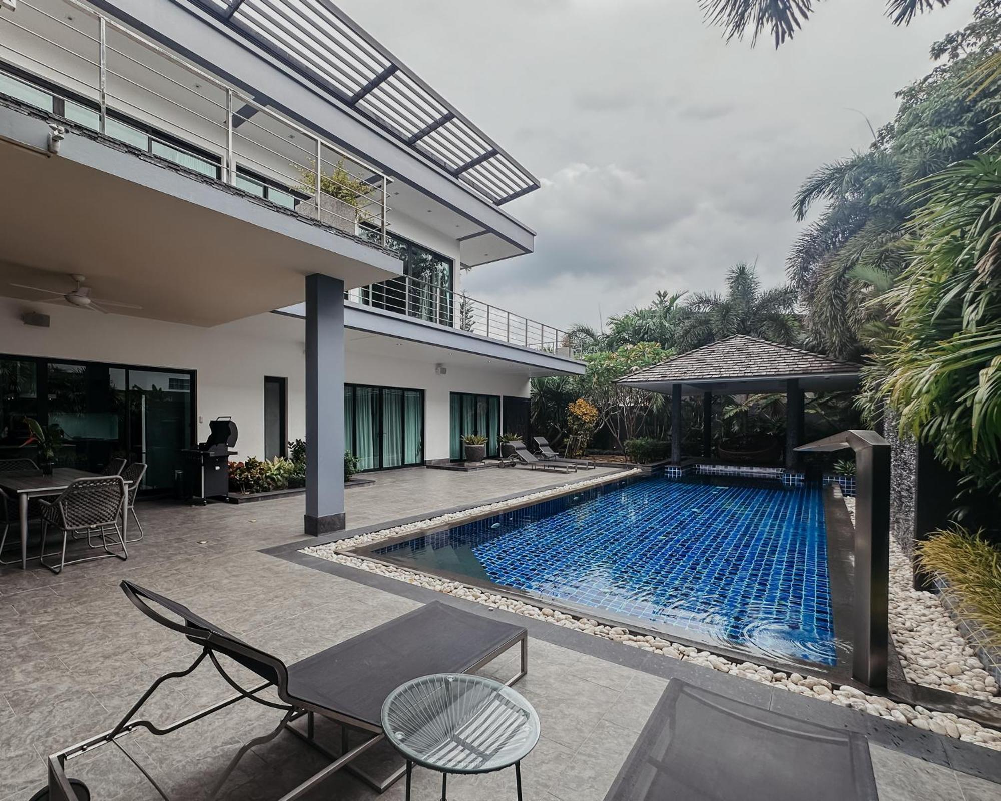 Tropical Haven 4 Bedroom Pool * Bang Tao Beach (Phuket)