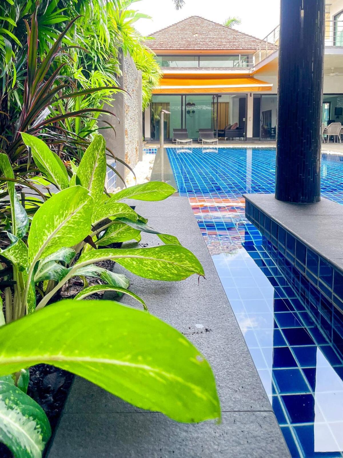Tropical Haven 4 Bedroom Pool Appartement *