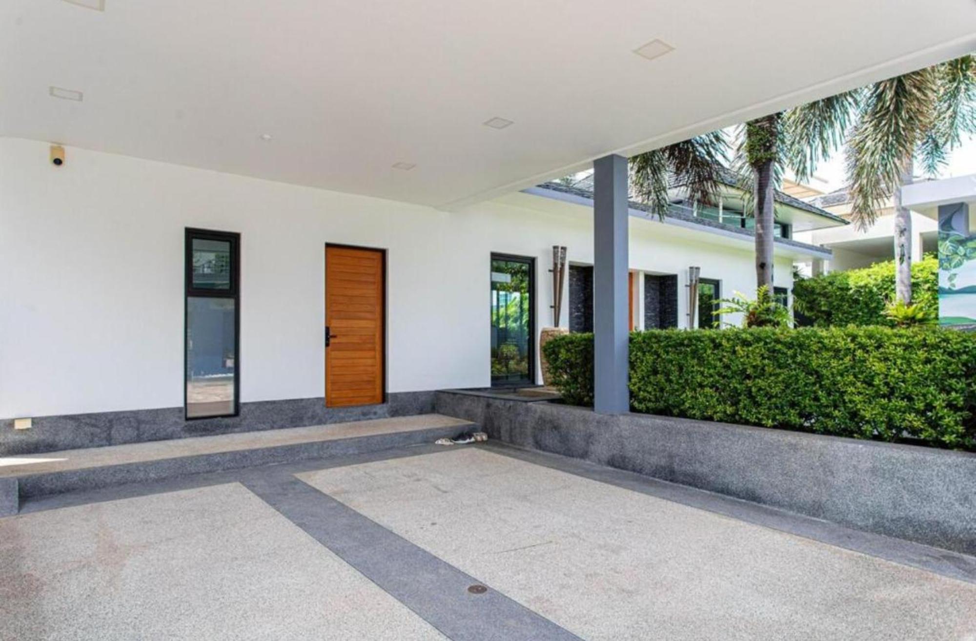 Tropical Haven 4 Bedroom Pool Appartement