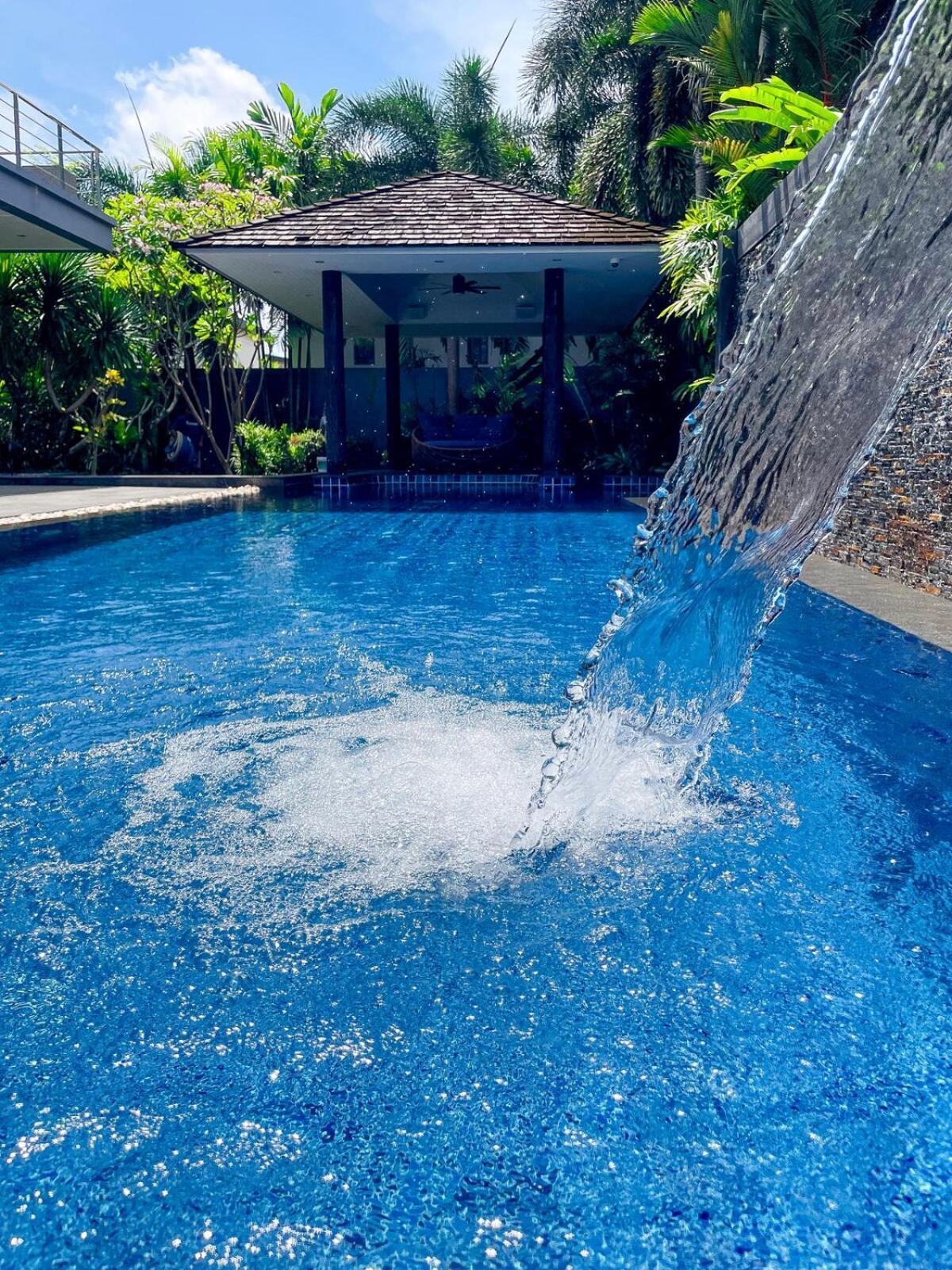 Tropical Haven 4 Bedroom Pool Appartement *