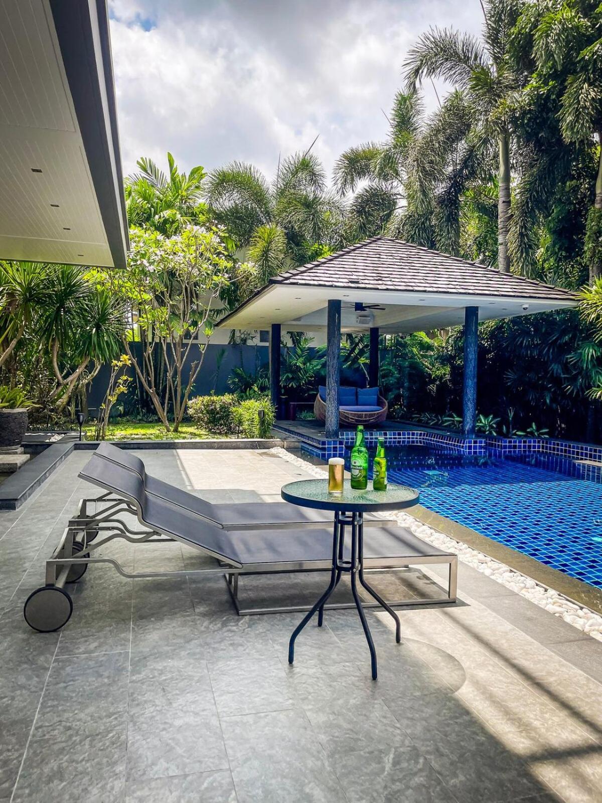 Tropical Haven 4 Bedroom Pool * Bang Tao Beach (Phuket)